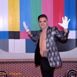 0009 AntonTvParty