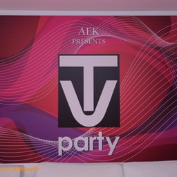 0013 AntonTvParty
