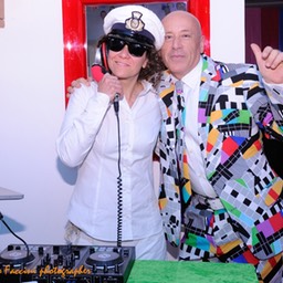 0015 AntonTvParty
