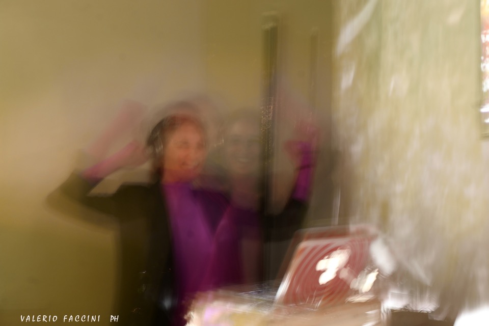 V1340140